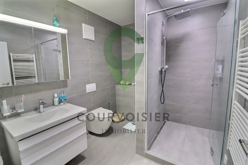 Prestigieux 4,5 pièces avec panorama exclusif sur le lac et les montagnes – photo 8 sur 13