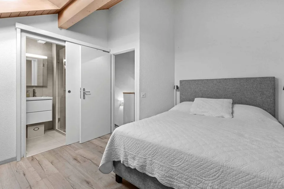 Duplex ristrutturato con vista sui campi – foto 7 di 12