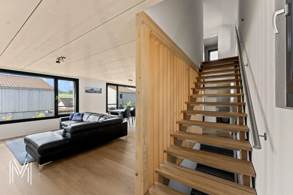 MAGNIFICENT CONTEMPORARY SINGLE-FAMILY HOME WITH 5.5 ROOMS - Wooden architecture, modern comfort, and high quality of life between Fribourg and Bulle – photo 9 of 20