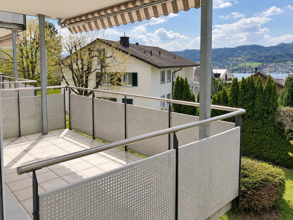 Ihr neues Zuhause mit Seesicht und sonnigem Balkon – photo 5 sur 6