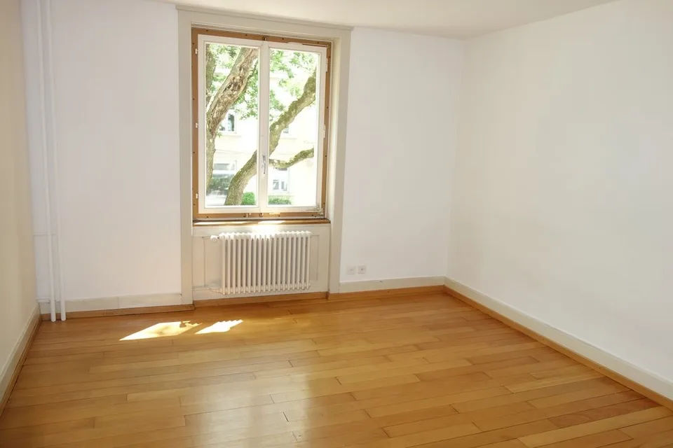 Appartamento di charme in vecchio edificio nel bel Wipkingen – foto 7 di 7