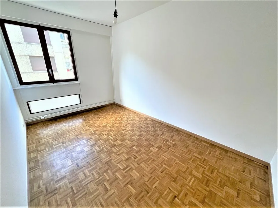 Wohnung 4 Zimmer in Pâquis - nahe Bahnhof und See – Foto 11 von 12