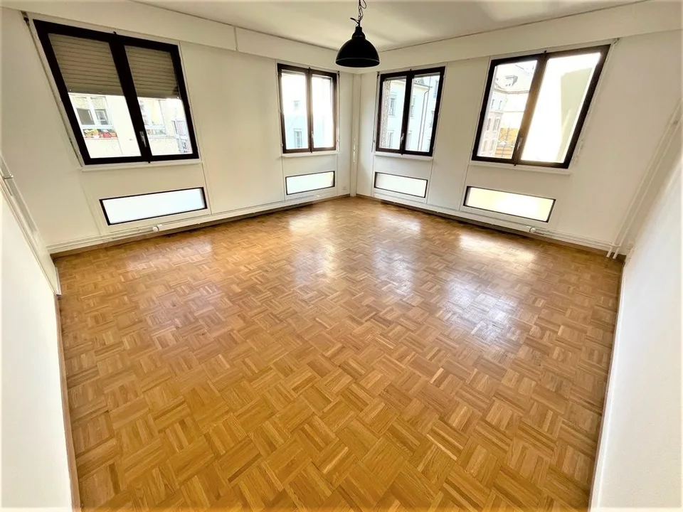 Wohnung 4 Zimmer in Pâquis - nahe Bahnhof und See – Foto 6 von 12