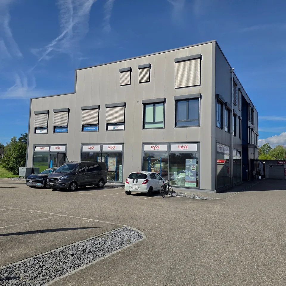Locaux commerciaux au rez-de-chaussée – objet de placement avec perspective d'usage propre – photo 6 sur 6