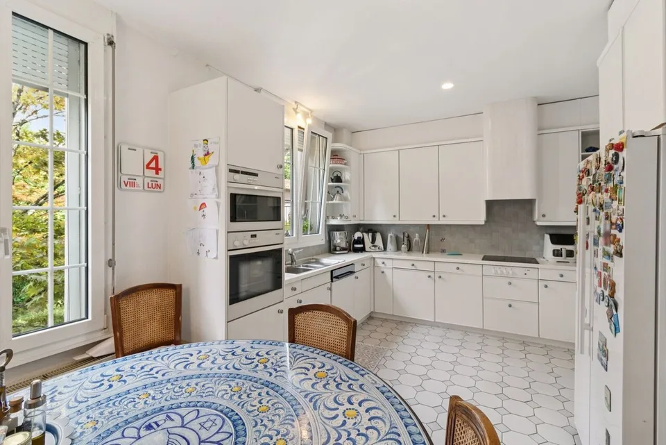 Schönes Apartment mit großem Garten - Sehr schöner Blick auf den See – Foto 7 von 11