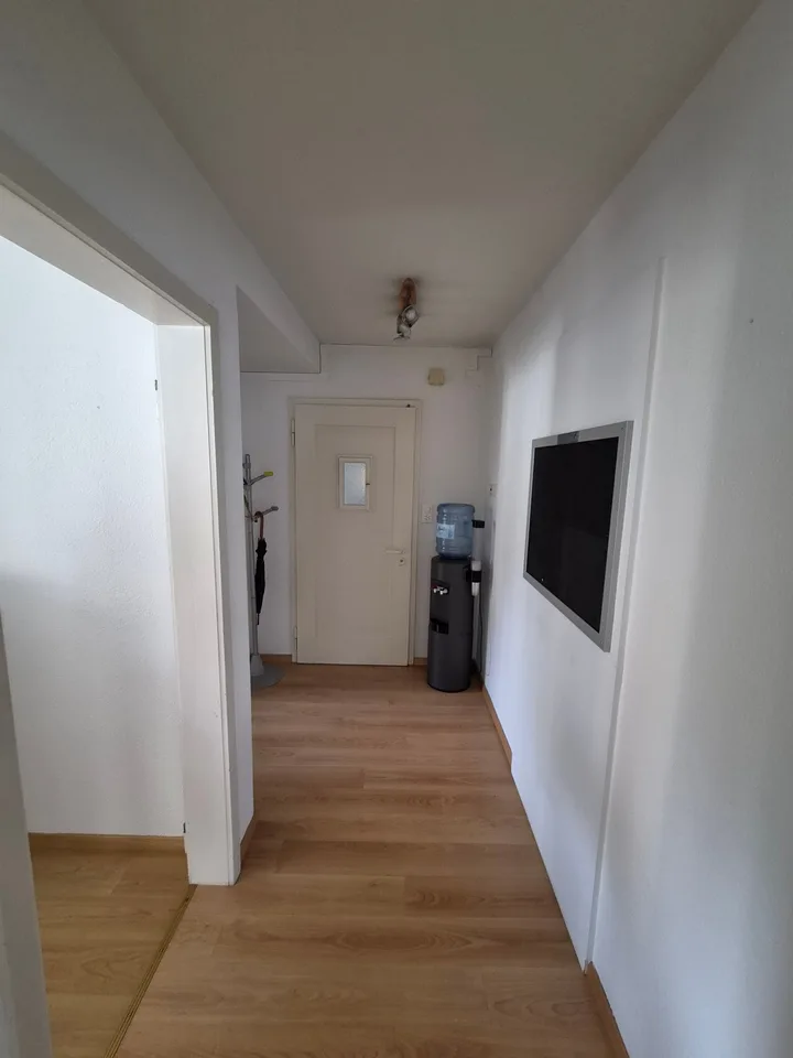 Einmalige Gelegenheit zentrales und gut ausgebautes Büro zu vermieten – Foto 3 von 4