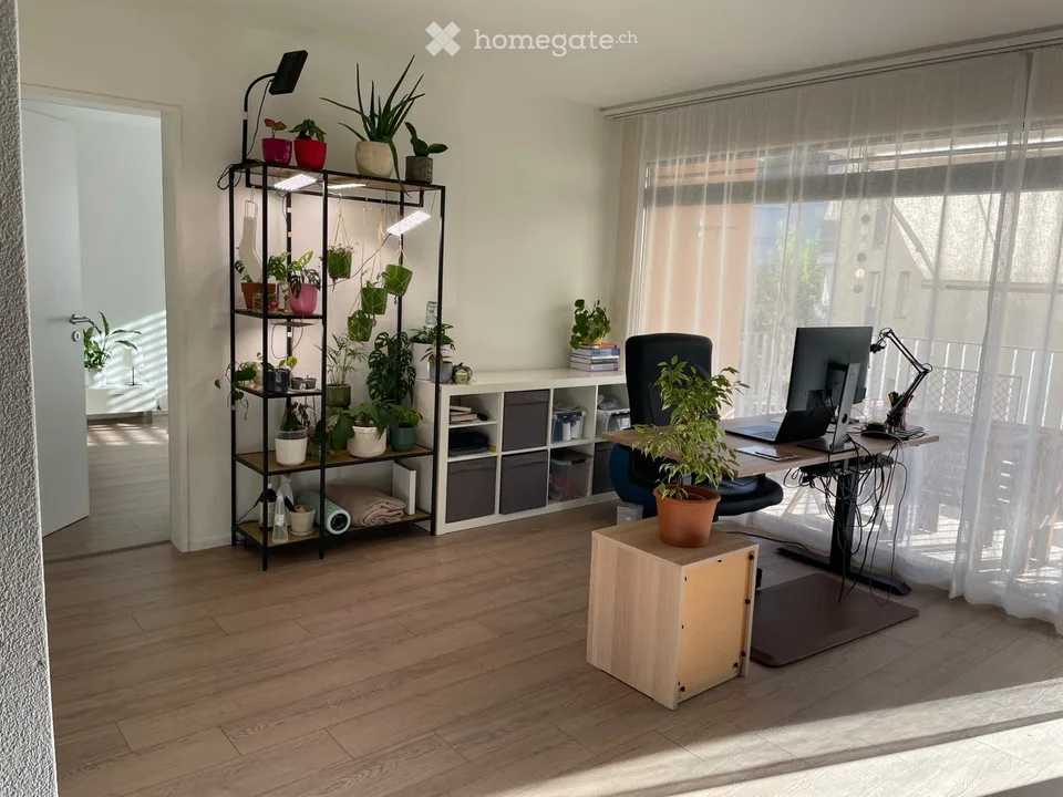 Moderne 2.5-Zimmer-Wohnung in Neuenhof mit Balkon – Foto 3 von 10