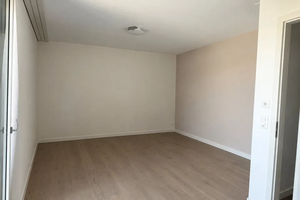 Appartement attique de 4.5 pièces avec terrasse à Bulle – photo 5 sur 12