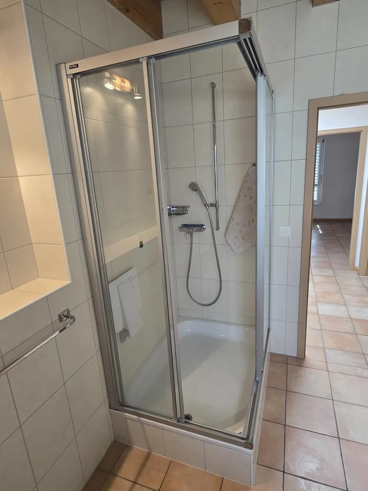 Splendid 5.5-room attic apartment in Conthey – photo 8 of 12