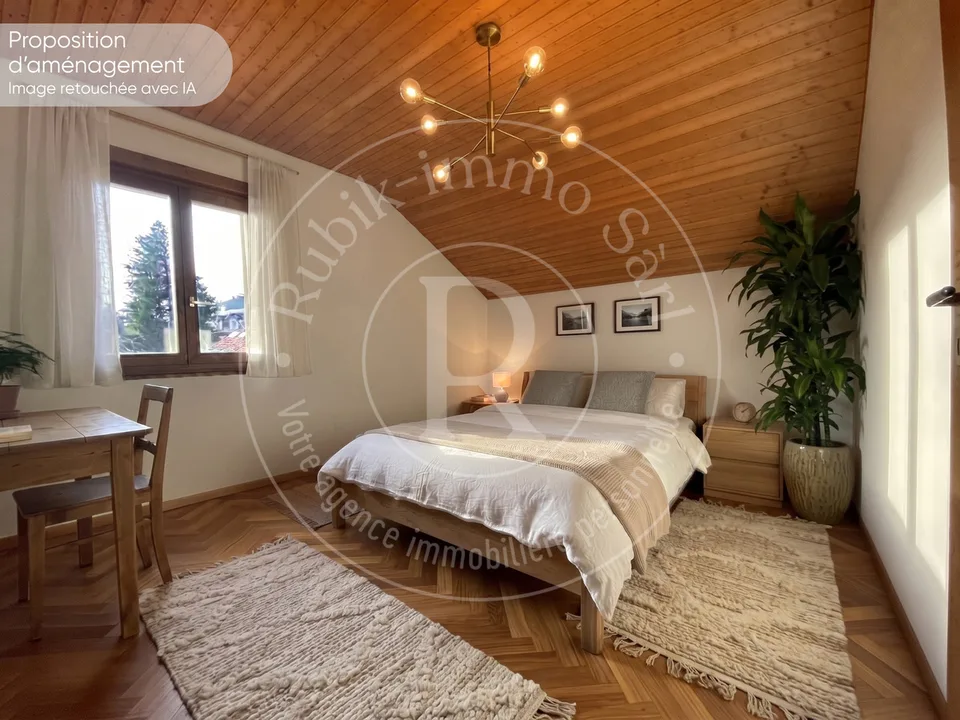 Geräumige 8-Zimmer-Villa mit großem Potenzial, 5 Minuten von der Bahnstation – Foto 5 von 13