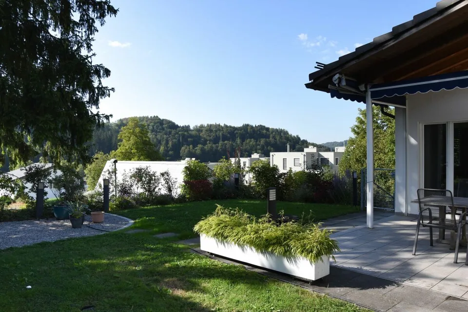 Casa unifamiliare 4,5 locali con studio – foto 2 di 15