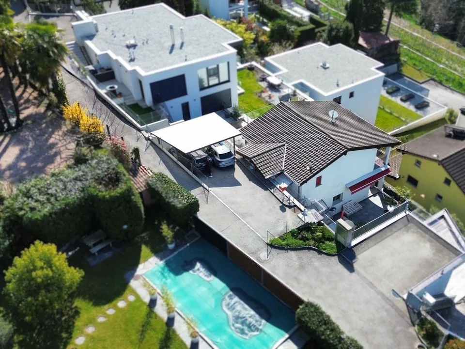 Lugano - Davesco - Casa unifamiliare con vista aperta – foto 14 di 14