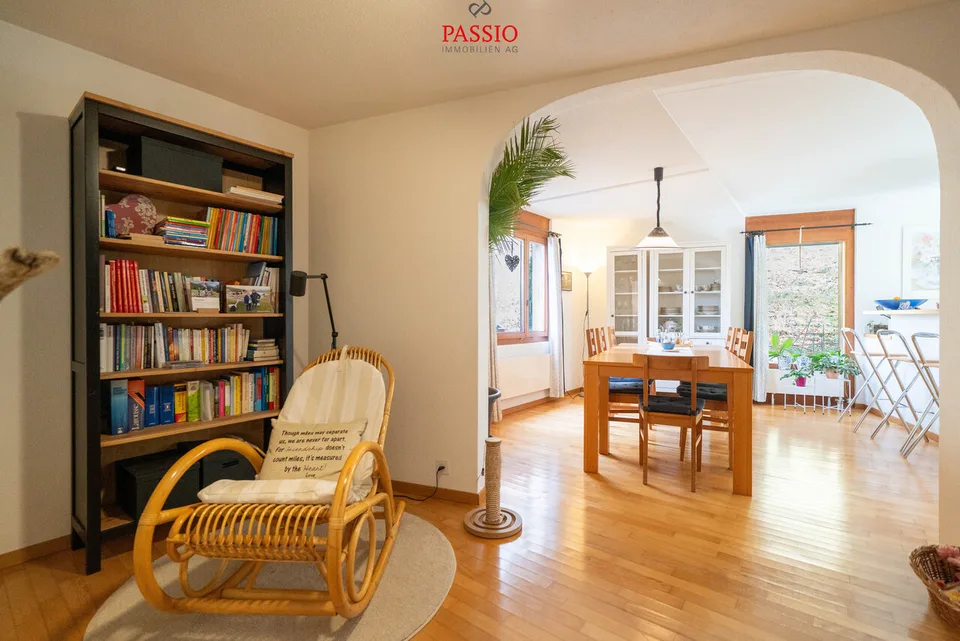 Grande casa a schiera di 10 locali con giardino paradisiaco in posizione ottimale – foto 10 di 13