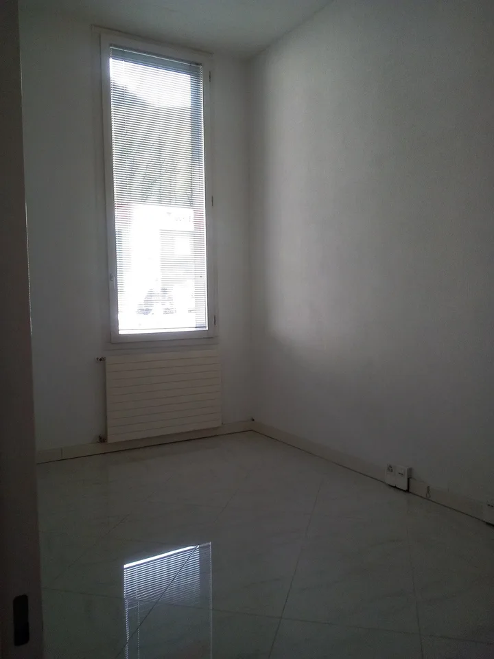Mezzovico - spazio espositivo / magazzino – foto 5 di 6