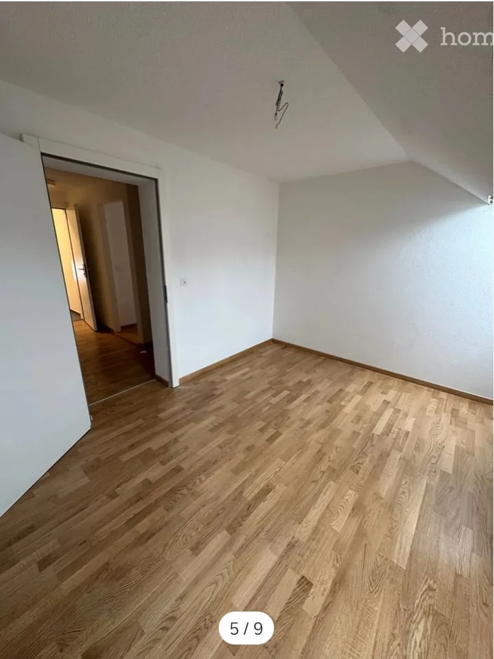Wohnung in St-Imier – Foto 3 von 4