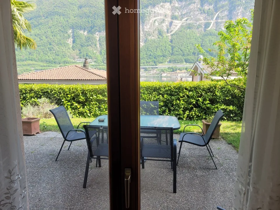 Bella casa unifamiliare con giardino e fantastica vista lago - Riva San Vitale TI – photo 10 sur 20