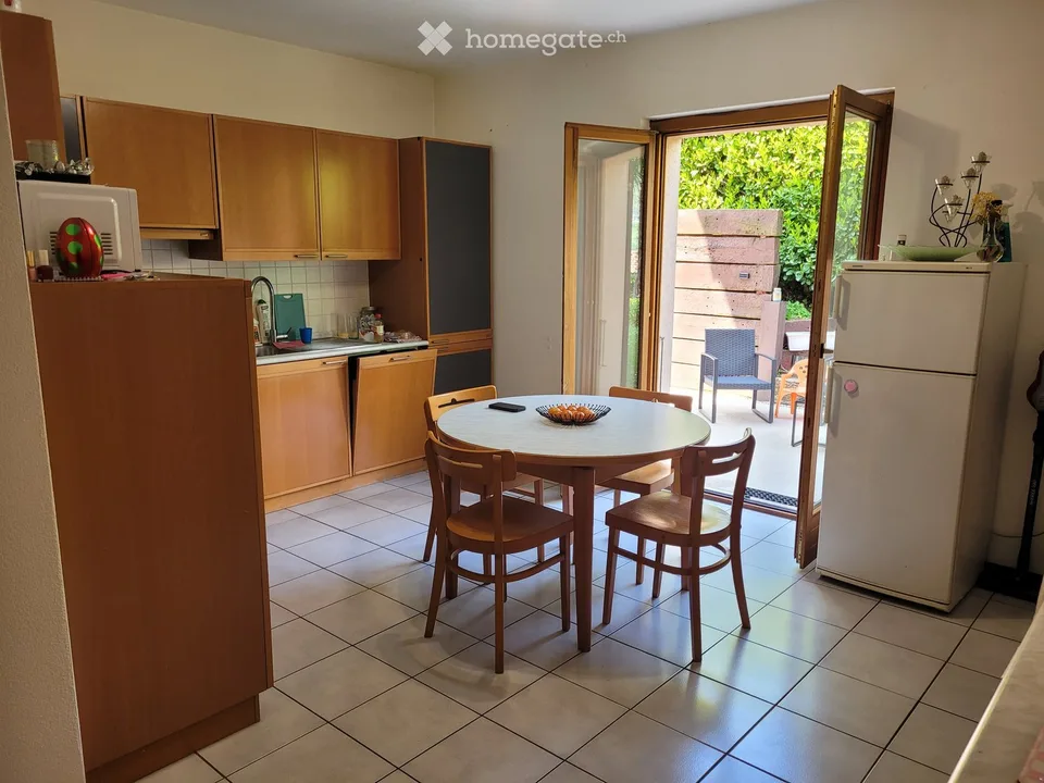 Bella casa unifamiliare con giardino e fantastica vista lago - Riva San Vitale TI – photo 8 sur 20