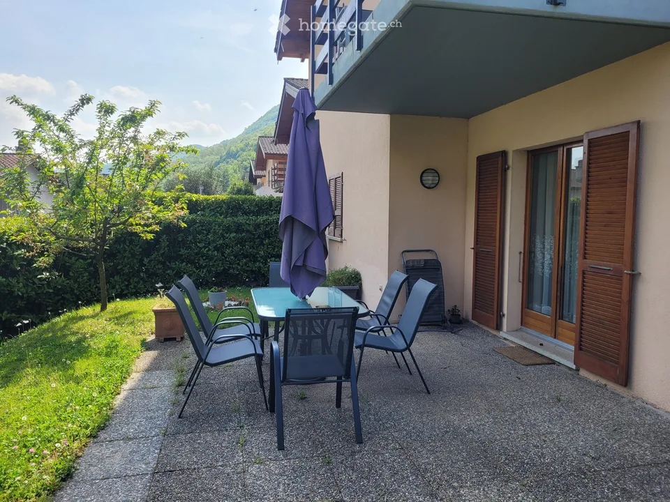 Bella casa unifamiliare con giardino e fantastica vista lago - Riva San Vitale TI – photo 6 sur 20