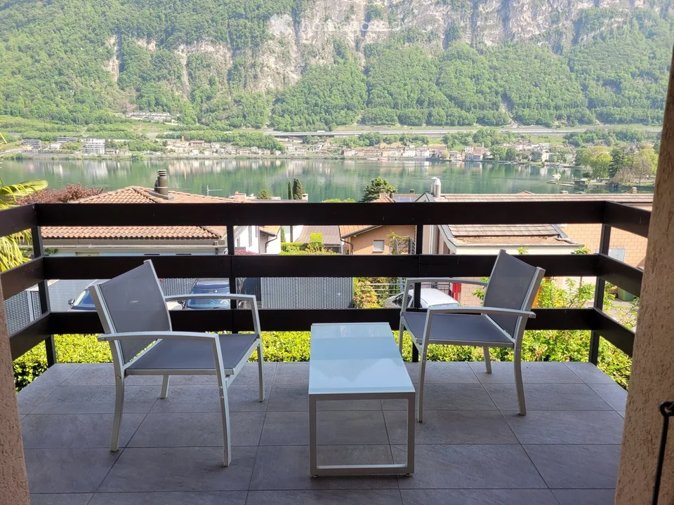 Bella casa unifamiliare con giardino e fantastica vista lago - Riva San Vitale TI – photo 14 sur 20