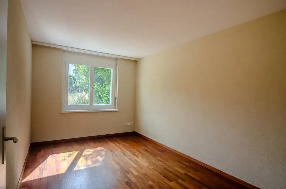 Charmante 3,5-Zimmer-Wohnung im Erdgeschoss in Steinmaur – sofort verfügbar! – Foto 10 von 26