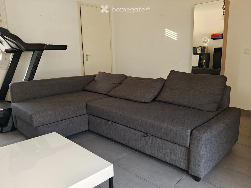 Paradies 2.5 Zimmer renoviert mit Terrasse und Garage – Foto 7 von 8