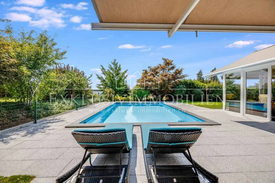 Viel Raum zum Leben - Grosszügiges Zuhause mit traumhafter Aussicht und Gartenparadies – Foto 3 von 6