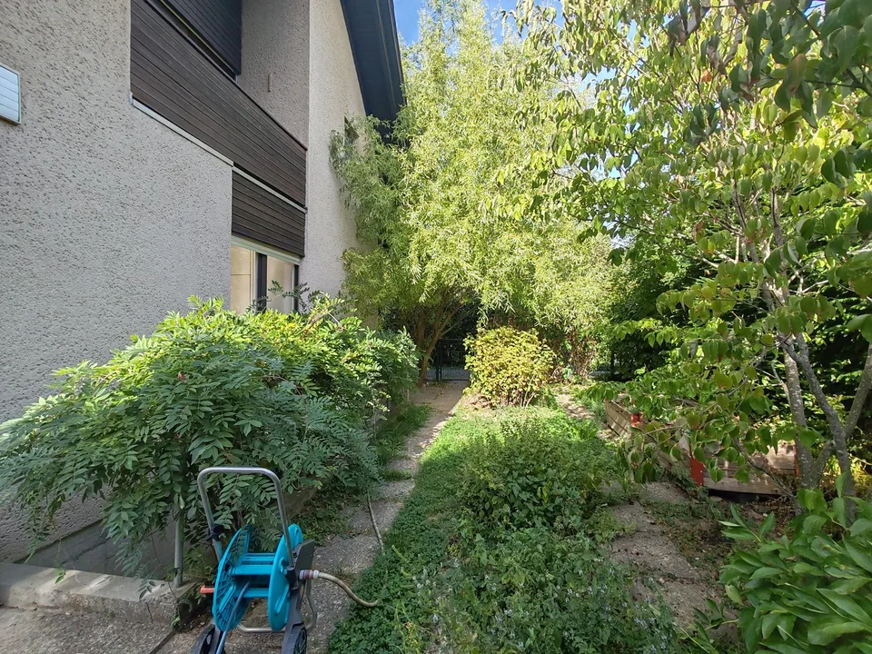Exklusives 5½-Zimmer-Einfamilienhaus mit Garten, Balkon und Garage in Arlesheim – Foto 25 von 25