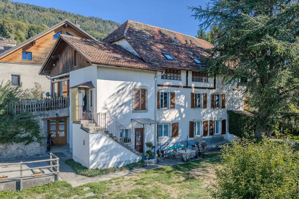 5.5 Zimmer Reihenfamilienhaus in Villars-Burquin – Foto 3 von 16