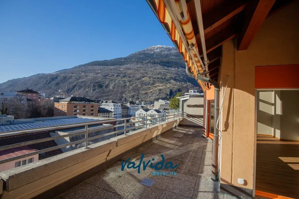 Living Paradise Above the Rooftops of Brig – photo 19 of 19