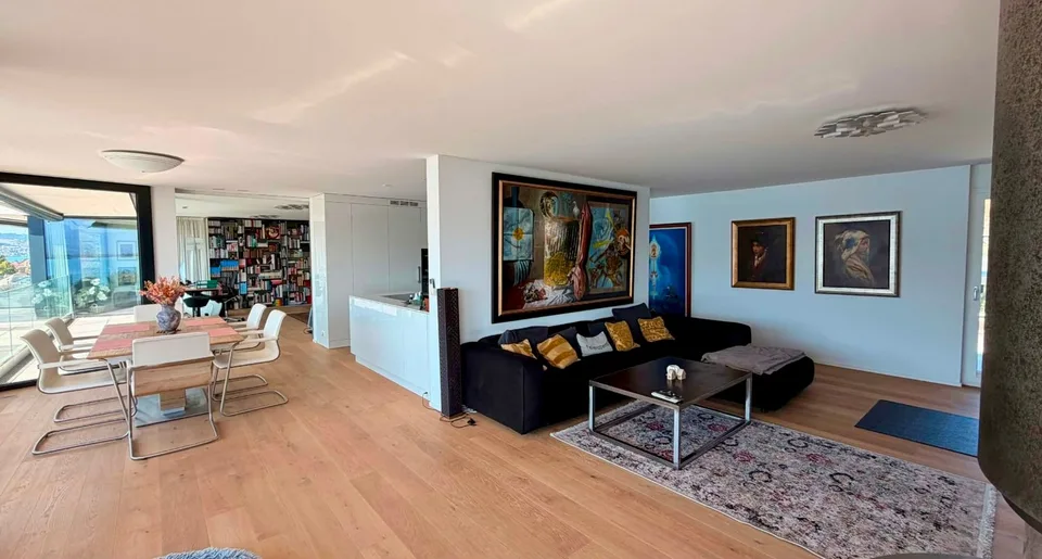 LUXURY LIVING — PENTHOUSE DER SUPERLATIVE — FERIENSTIMMUNG AM REBBERG - GRANDIOSE 360° PANORAMASICHT – Foto 12 von 18