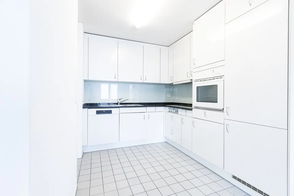 Right in the city and yet in the green! Ideal for families! – photo 8 of 12
