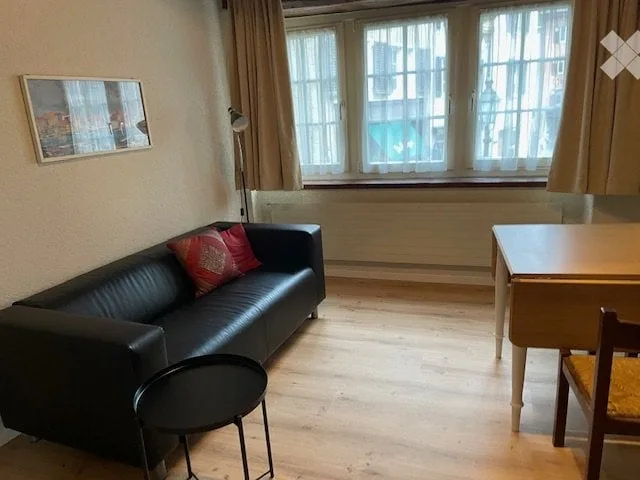 Voll möblierte 2-Zimmer Wohnung im Zentrum von Baden – Foto 3 von 12