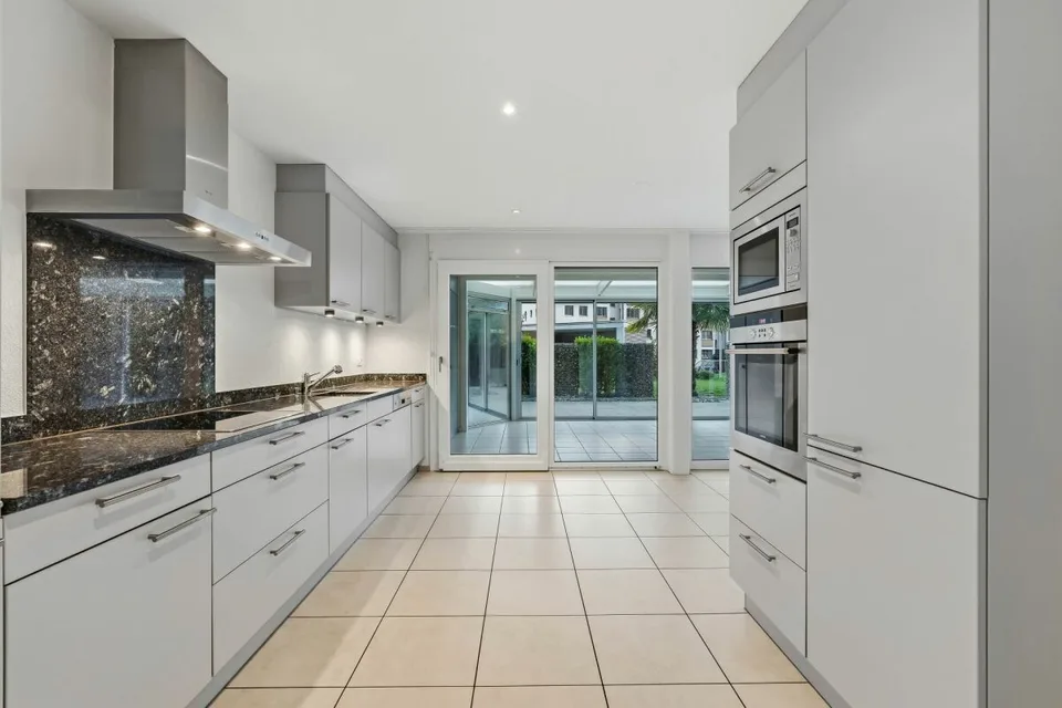 Magnifique appartement de jardin 4.5 pièces avec véranda – photo 5 sur 19