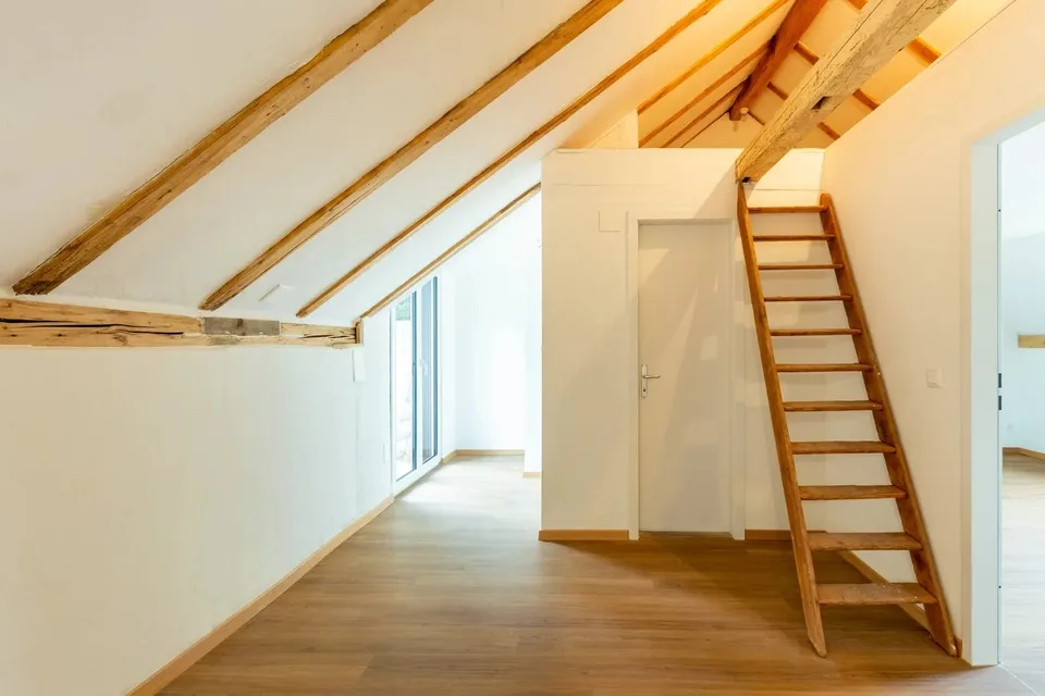 Casa semindipendente di 3,5 locali appena ristrutturata in affitto a Kollbrunn – foto 9 di 10