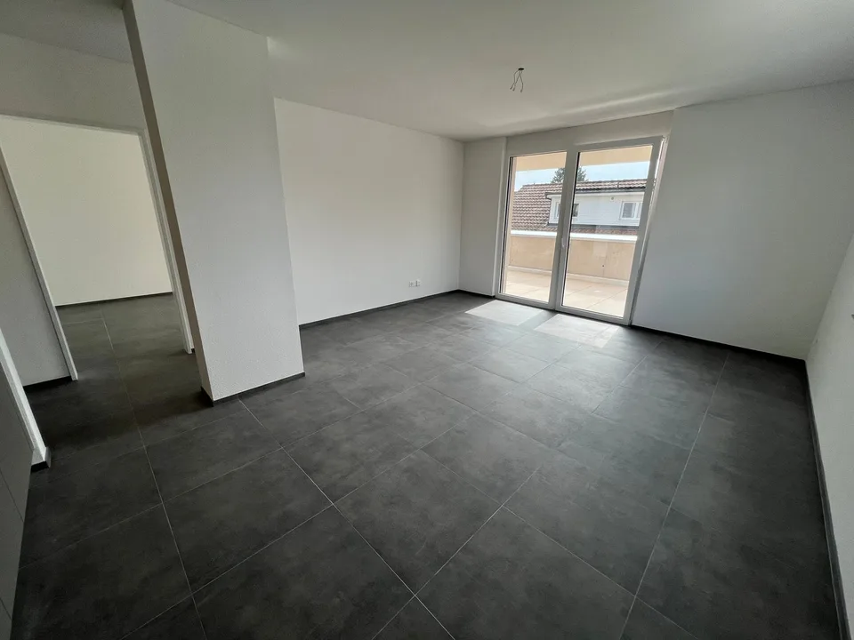 Appartement moderne de 2,5 pièces dans un immeuble neuf – disponible immédiatement à Wil SG – photo 3 sur 11