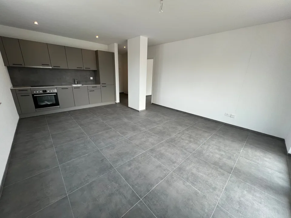 Appartement moderne de 2,5 pièces dans un immeuble neuf – disponible immédiatement à Wil SG – photo 4 sur 11