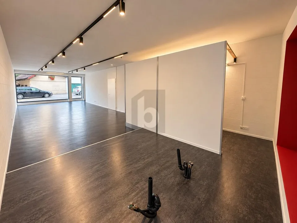 TOP LAGE FÜR BEAUTY, COIFFEUR ODER BÜRO – Foto 2 von 4