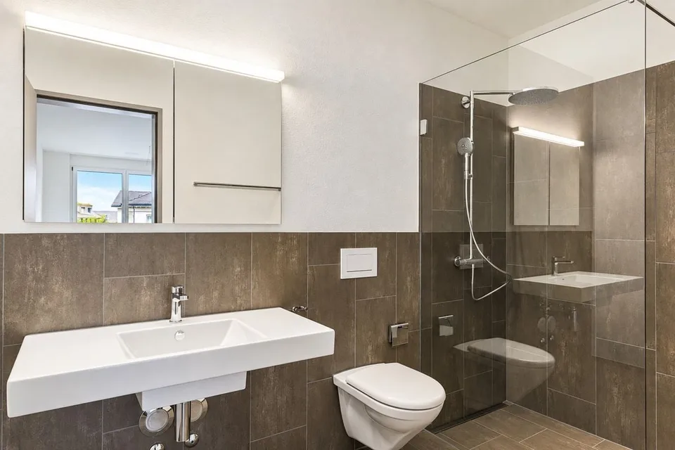 Gepflegte 2.5-Zimmer Attikawohnung mit Aussicht in Siebnen – Foto 7 von 10
