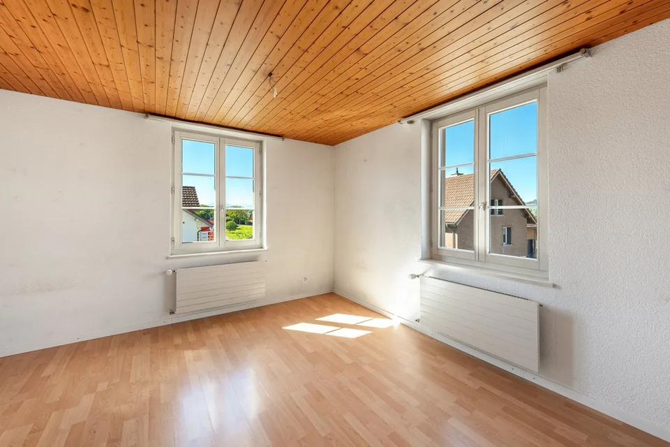 Exciting single-family house suitable for versatile use – photo 8 of 13