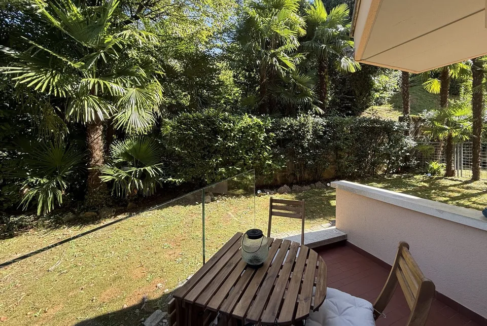 SCHÖNE 3.5 ZIMMER VOLLSTÄNDIG RENOVIERT IN LUGANO SUD – Foto 13 von 17