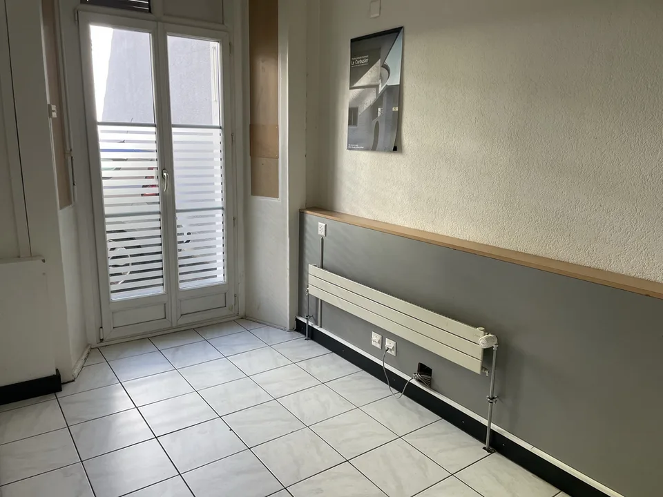 Im Herzen der Stadt Gewerbefläche 75 m2 mit Auslage – Foto 5 von 8