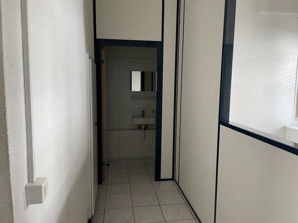 Im Herzen der Stadt Gewerbefläche 75 m2 mit Auslage – Foto 8 von 8