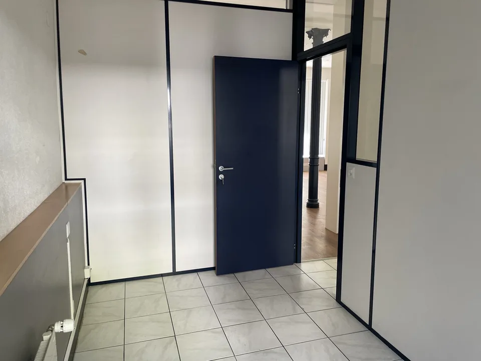 Im Herzen der Stadt Gewerbefläche 75 m2 mit Auslage – Foto 6 von 8