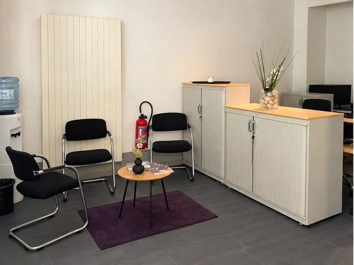 IN AFFITTO SUPERFICIE COMMERCIALE COWORKING CENTRO CITTÀ – foto 3 di 7