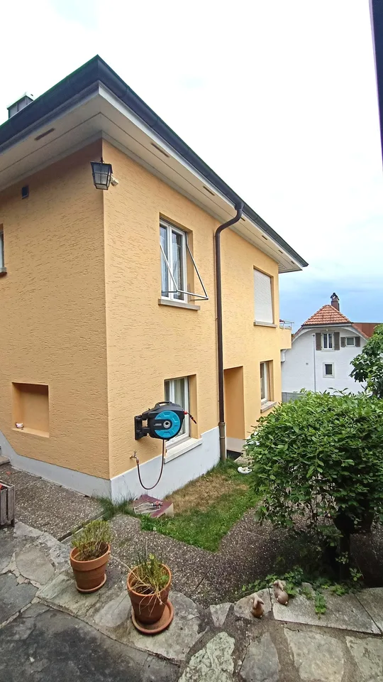 Schöne Villa mit 2 Wohnungen und Erweiterungspotenzial – Foto 19 von 21