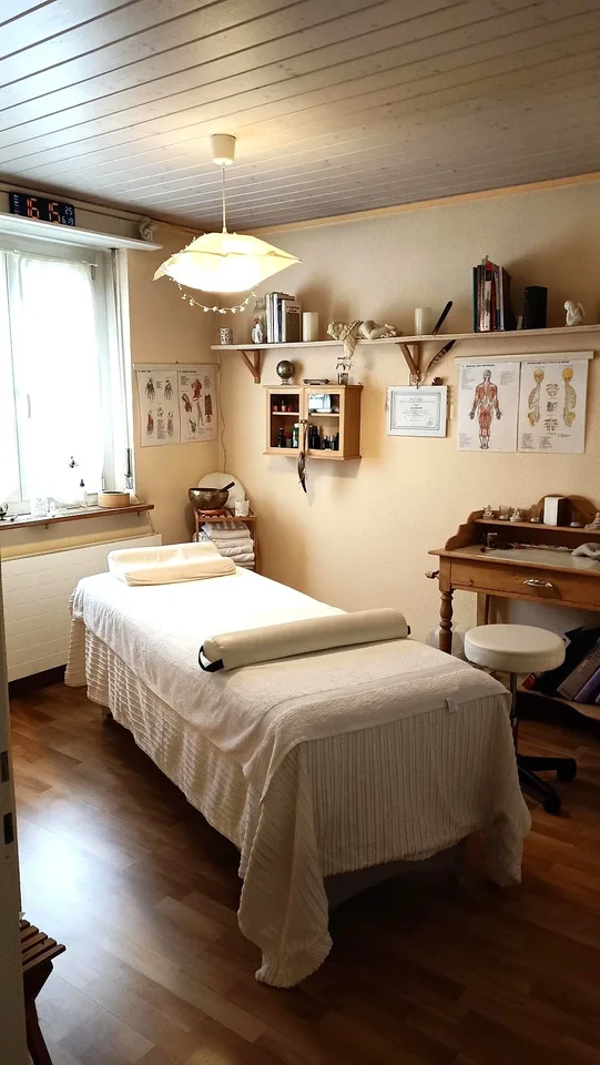 Schöne Villa mit 2 Wohnungen und Erweiterungspotenzial – Foto 13 von 21