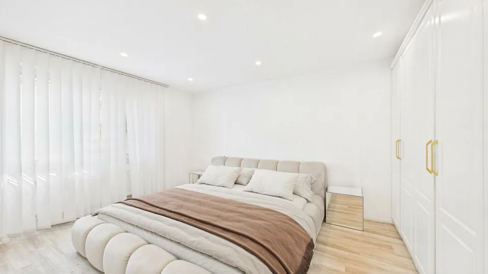 Modernisiertes 4.5-Zimmer-Reihenhaus mit viel Platz auf vier Etagen – Foto 6 von 12