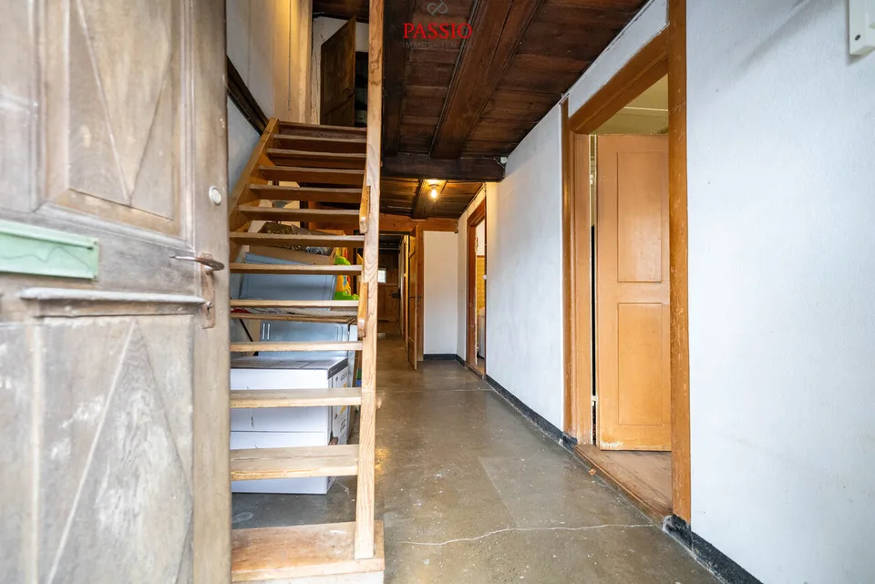 7 Zimmer Bauernhaus in Büren an der Aare – Foto 2 von 20