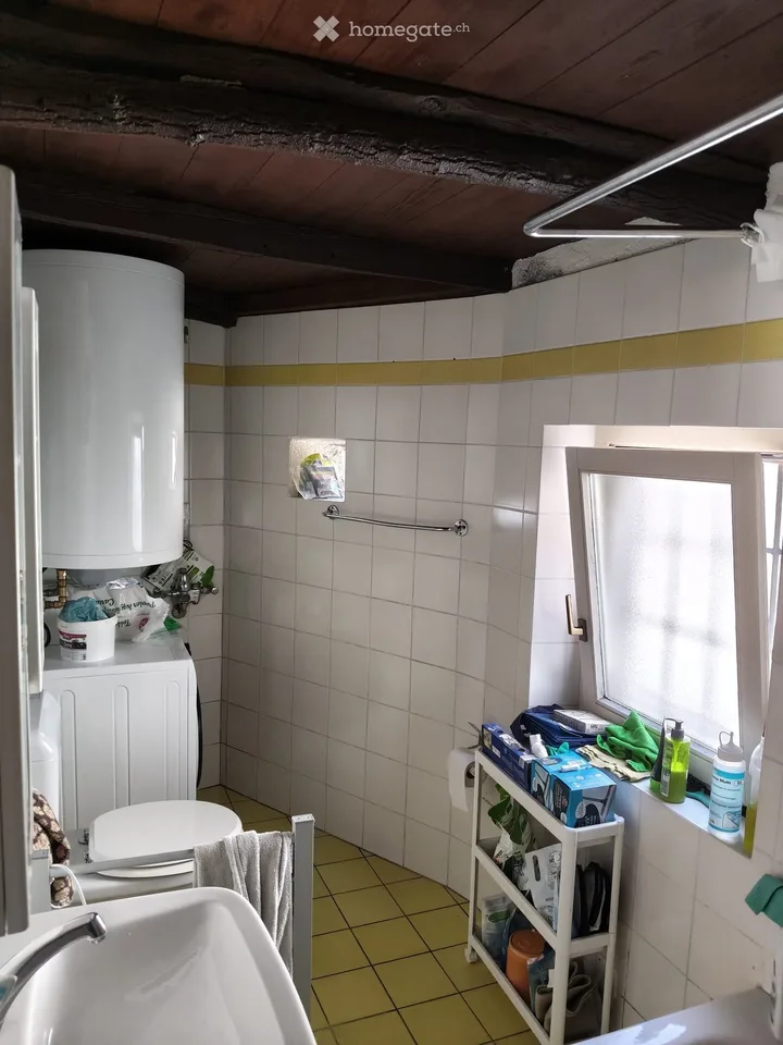 Wohnung mit Holzbalken – Foto 4 von 5