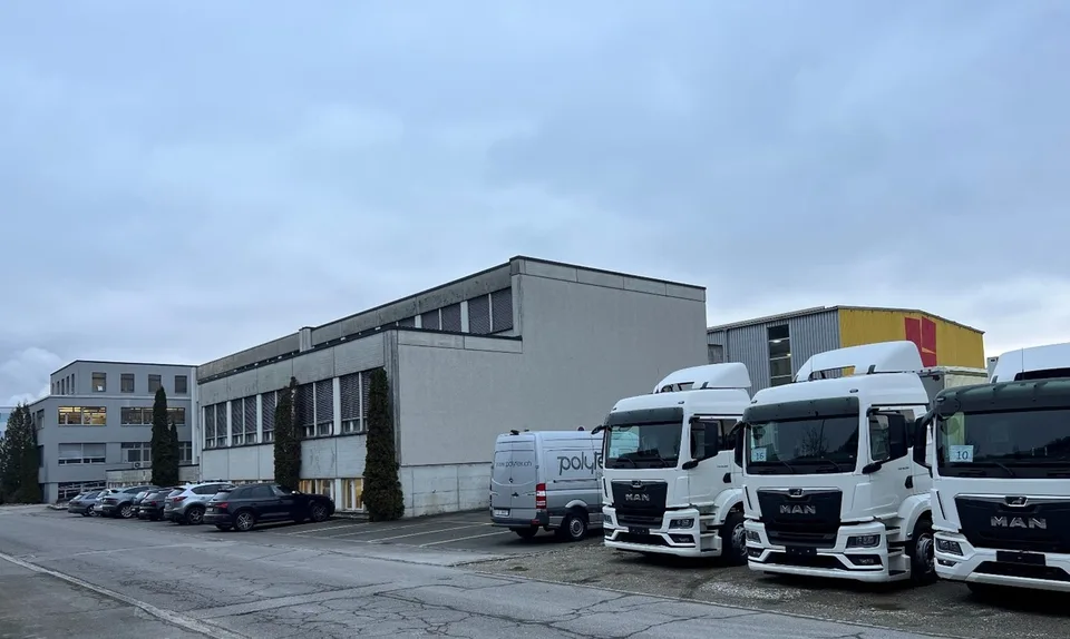 Büro- / Gewerbeliegenschaft in Schönenwerd SO – Foto 2 von 7